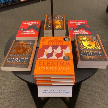 Barnes & Noble - Bookstores Near Me - San Diego, California