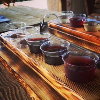Cameo Vineyards - Wine tasting - Wineries Near Me - Greenup, Illinois Cameo Vineyards - Wine tasting - Wineries Near Me - Greenup, Illinois