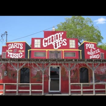 Giddy Ups - Dive Bars Near Me - Austin, Texas