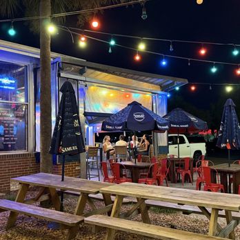 Triangle Char & Bar - New American Near Me - Charleston, South Carolina Triangle Char & Bar - New American Near Me - Charleston, South Carolina