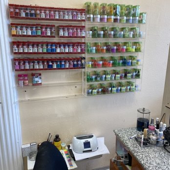 Divine Nails - Nail Salons Near Me - Oakland, California