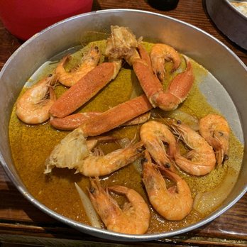 Crawfish ATX - This is what 1/2 a pound of shrimp and 1/2 a pound of crab legs looks like here. Nothing like the pictures  on their advertising. - Cajun/Creole Near Me - Austin, Texas