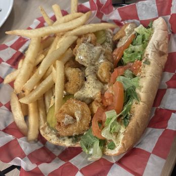 Bolo's Eatery - Shrimp Po Boy - Brewpubs Near Me - Richmond, Virginia Bolo's Eatery - Shrimp Po Boy - Brewpubs Near Me - Richmond, Virginia