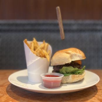 THE METEOR - Updated July 2024 - 42 Photos & 23 Reviews - 1950 Hi Line