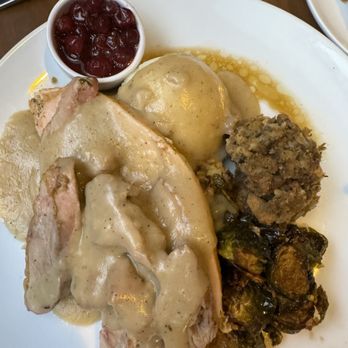Land Ocean Restaurant Meridian - Thanksgiving dinner - New American Near Me - Meridian, Idaho