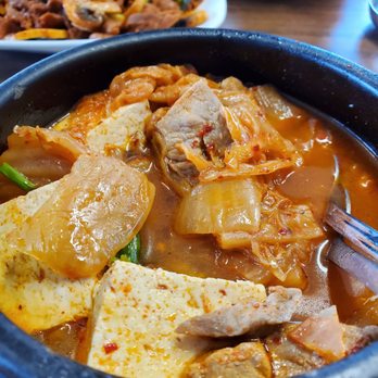 Yung's Cafe - Kimchi soup - Korean Near Me - Fairborn, Ohio