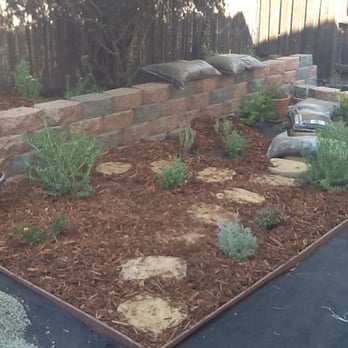 Metro Landscape - a raised bed of mulch and plants - Landscaping Near Me - Simi Valley, California Metro Landscape - a raised bed of mulch and plants - Landscaping Near Me - Simi Valley, California