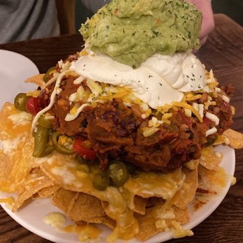 The Auld Hoose - regular nachos with beef chili - Pubs Near Me - Edinburgh, EDH