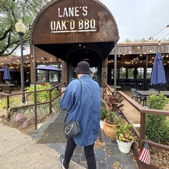 OAK'D BBQ - Walking in - Barbeque Near Me - Addison, Texas