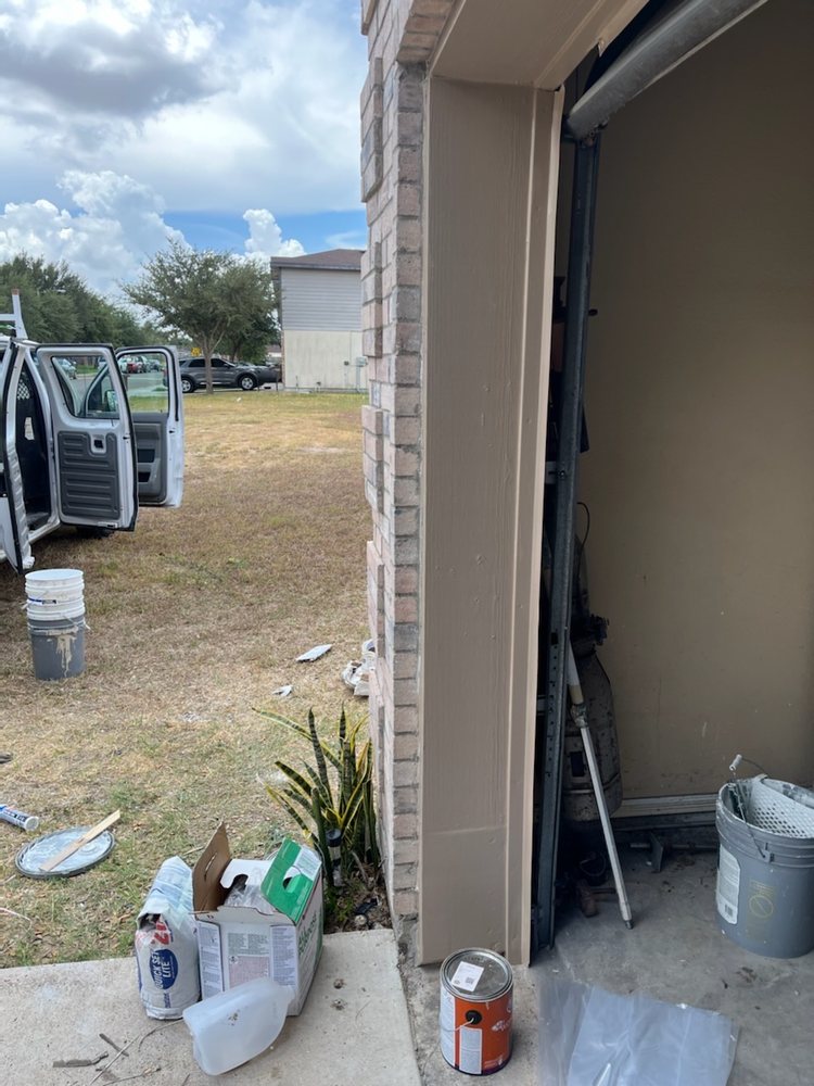 Slide of Phenix Remo & Roofing RGV