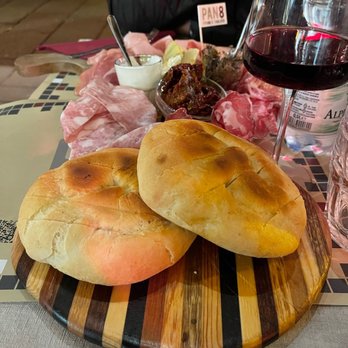 PAN8 - What's not to love? - Sandwiches Near Me - Bologna, BO
