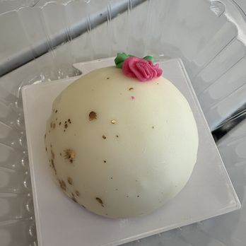 Cs Mad Batter Cakery - White chocolate raspberry mousse - Bakeries Near Me - Sparks, Nevada Cs Mad Batter Cakery - White chocolate raspberry mousse - Bakeries Near Me - Sparks, Nevada