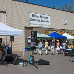 Hillhurst Sunnyside Farmer's Market - live music and lots of seating