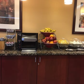 Fairfield by Marriott Inn & Suites Somerset - Breakfast - Hotels Near Me - Somerset, New Jersey
