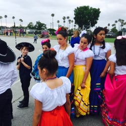 Paularino Elementary School - 2014 Multicultural Night