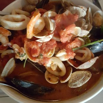 Cafe Bionda - Mixed seafood with linguine - Italian Near Me - Chicago, Illinois Cafe Bionda - Mixed seafood with linguine - Italian Near Me - Chicago, Illinois
