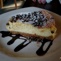 Primo's De Tico's - Cannoli cheesecake