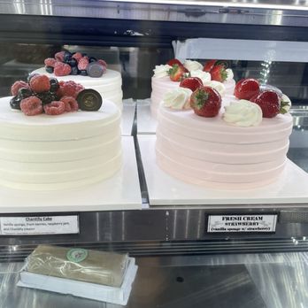 Chateau De Chantilly Cafe - Bakeries Near Me - Chantilly, Virginia Chateau De Chantilly Cafe - Bakeries Near Me - Chantilly, Virginia
