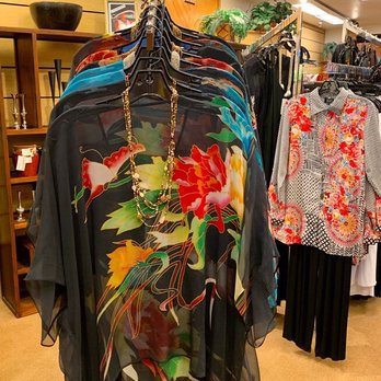 Serendipity Maui - Women's Clothing Near Me - Lahaina, Hawaii Serendipity Maui - Women's Clothing Near Me - Lahaina, Hawaii