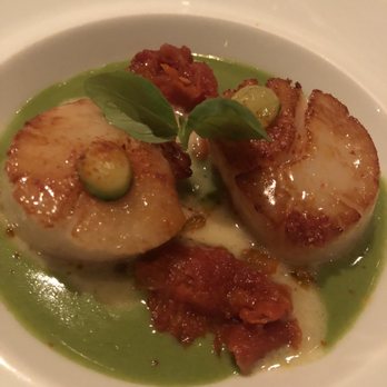 Gary Danko - Seared Sea Scallops - soooo fresh and flavorful - New American Near Me - San Francisco, California Gary Danko - Seared Sea Scallops - soooo fresh and flavorful - New American Near Me - San Francisco, California