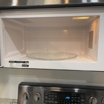 Leiby's Cleaning - Microwave and Stove - Home Cleaning Near Me Leiby's Cleaning - Microwave and Stove - Home Cleaning Near Me