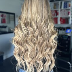 1 row 22' medium volume hand tied hair extensions