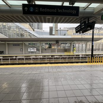Bellevue Downtown Station - Station - Train Stations Near Me - Bellevue, Washington