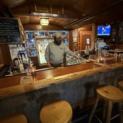Crooked Tree Tavern & Grill - The bar