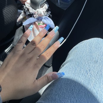 Adore Nails and Spa - Nail Salons Near Me - Aiea, Hawaii