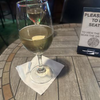 Astoria Caffe & Wine Bar - Pinot Gris - Coffee & Tea Near Me - Addison, Texas