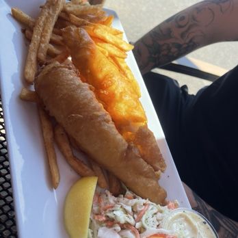 Gilnetter Pub - Fish and chip's halibut - Pubs Near Me - Port Coquitlam, British Columbia