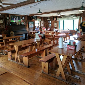 The Pedalin' Pig BBQ - Inside. Upstairs dining room. The downstairs dining room is similarly sized. - Barbeque Near Me - Blowing Rock, North Carolina The Pedalin' Pig BBQ - Inside. Upstairs dining room. The downstairs dining room is similarly sized. - Barbeque Near Me - Blowing Rock, North Carolina