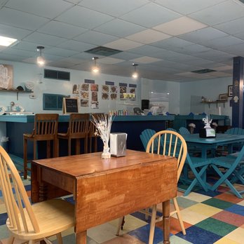 Cafe Yerushalmi - Gorgeous restaurant with great seating! - Falafel Near Me - Tallahassee, Florida