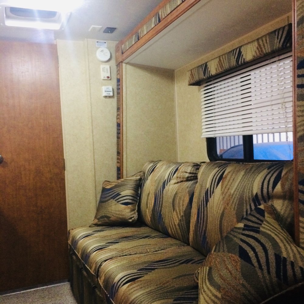 Buddy's Auto Sales - Do not buy from this liar. He paid me $6k for it. - RV Dealers Near Me - Portland, Oregon