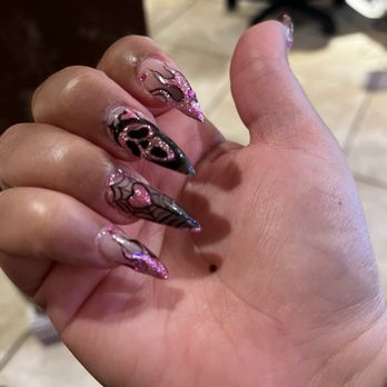 Grand LV Nails & Spa - Nails done by Hanna - Day Spas Near Me - Poughkeepsie, New York