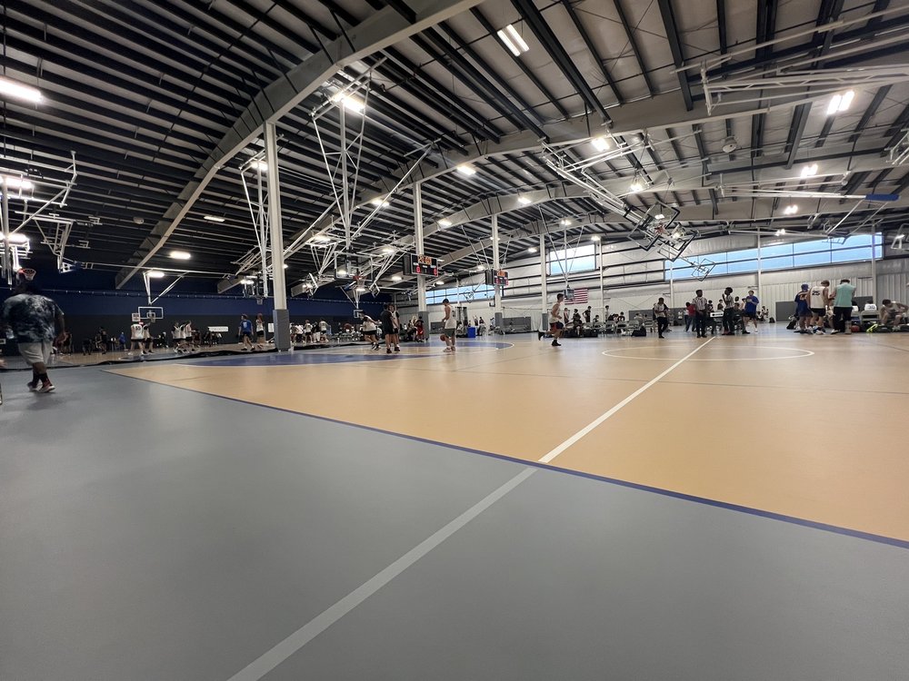 CARMEL DADS’ CLUB Updated August 2024 5459 E Main St, Carmel