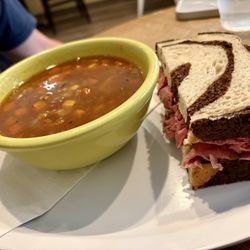 Combo- Cup of Beef Vegetable Soup & Corned Beef Sandwich