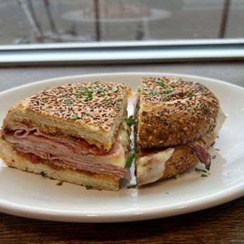 LOU’S ITALIAN SPECIALTIES - Updated August 2025 - 414 Photos & 308