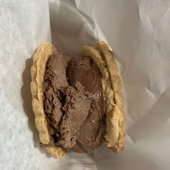 Peace Pie - Peanut butter cup = chocolate ice cream and peanut butter - Ice Cream & Frozen Yogurt Near Me - Cape May, New Jersey Peace Pie - Peanut butter cup = chocolate ice cream and peanut butter - Ice Cream & Frozen Yogurt Near Me - Cape May, New Jersey