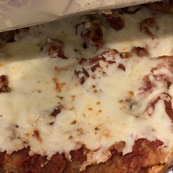 Siano's Pizzeria & Restaurant - Chicken Parmesan - Pizza Near Me - Springfield, Massachusetts