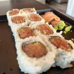 Hokkaido Ramen and Sushi Bar - Spicy Tuna Roll