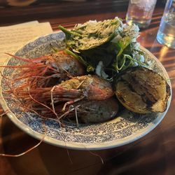 End Dive - SPOT PRAWNS | HERB BUTTER | COCKTAIL SALAD