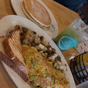 Sugar Milk Cafe - Veggie Omelette - Breakfast & Brunch Near Me - Naperville, Illinois Sugar Milk Cafe - Veggie Omelette - Breakfast & Brunch Near Me - Naperville, Illinois