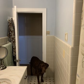 Porcelain Effects Tub & Tile Resurfacing - Before - General Contractors Near Me Porcelain Effects Tub & Tile Resurfacing - Before - General Contractors Near Me