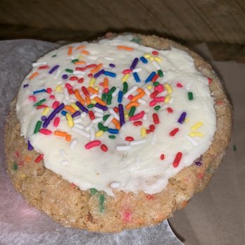 Schmackary's - Funfetti Cookie - Desserts Near Me - New York, New York Schmackary's - Funfetti Cookie - Desserts Near Me - New York, New York