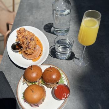 The Duplex - Beef sliders, and chicken and donuts with a mimosa. 10/10 - Lounges Near Me - Chicago, Illinois The Duplex - Beef sliders, and chicken and donuts with a mimosa. 10/10 - Lounges Near Me - Chicago, Illinois
