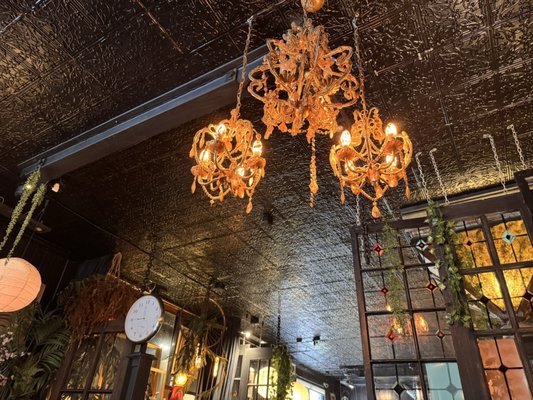 Saint JJH & Café by null