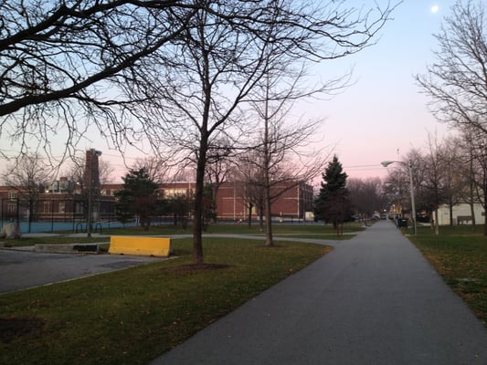 Pasteur Park by null