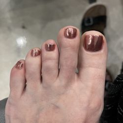 LT Nail Lounge