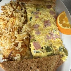 Full Circle Diner - Western with hashbrowns and wheat